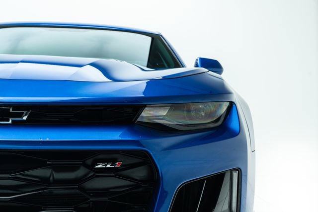 Used 2017 Chevrolet Camaro ZL1 RWD image 7