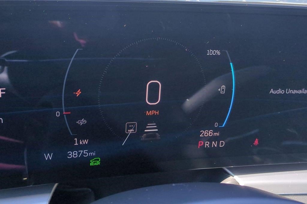 Certified 2024 Cadillac Lyriq Luxury image 10