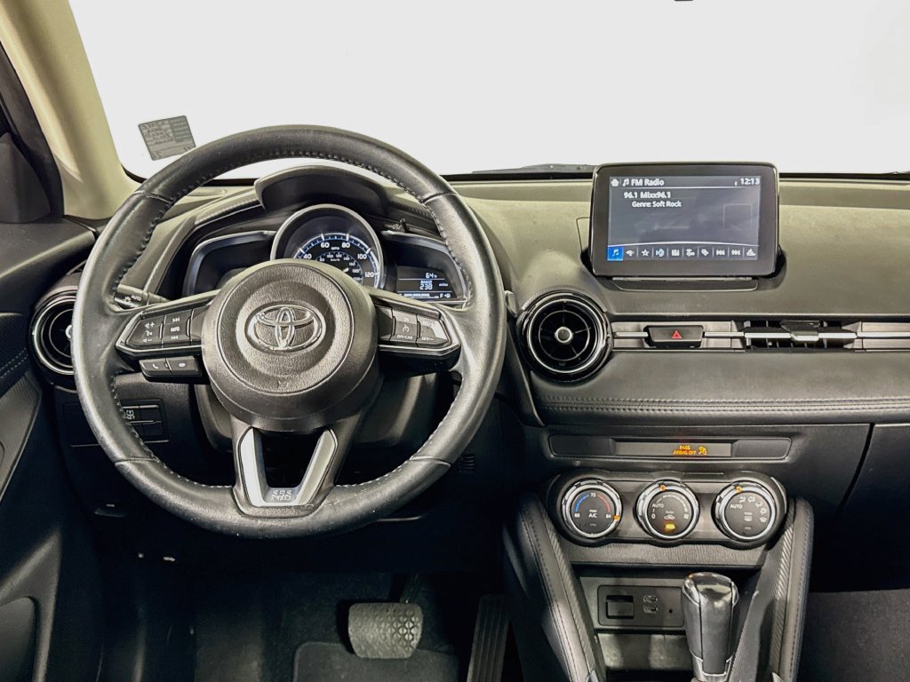 Used 2019 Toyota Yaris XLE FWD image 13