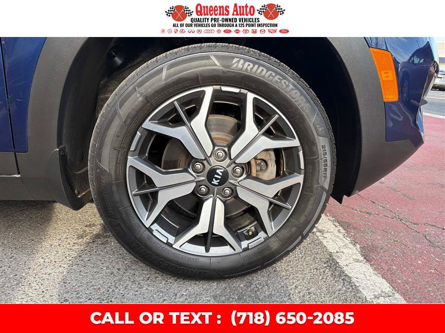 Used 2021 Kia Seltos EX AWD/4WD image 32