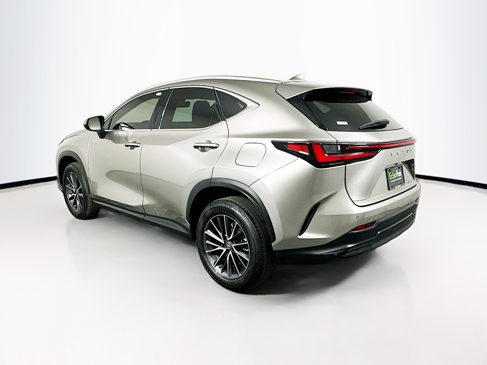 Used 2023 Lexus NX 350 AWD image 5