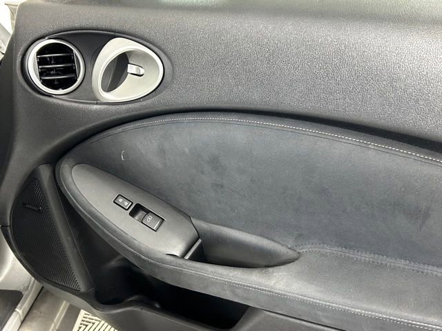 Used 2011 Nissan 370Z Touring w/ Sport Pkg image 7