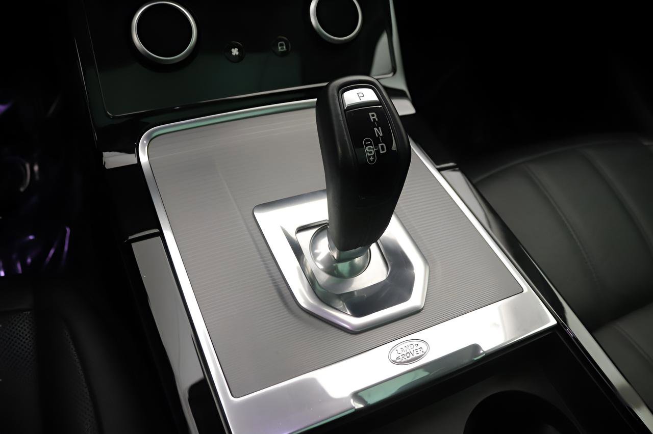 Used 2020 Land Rover Range Rover Evoque S image 15