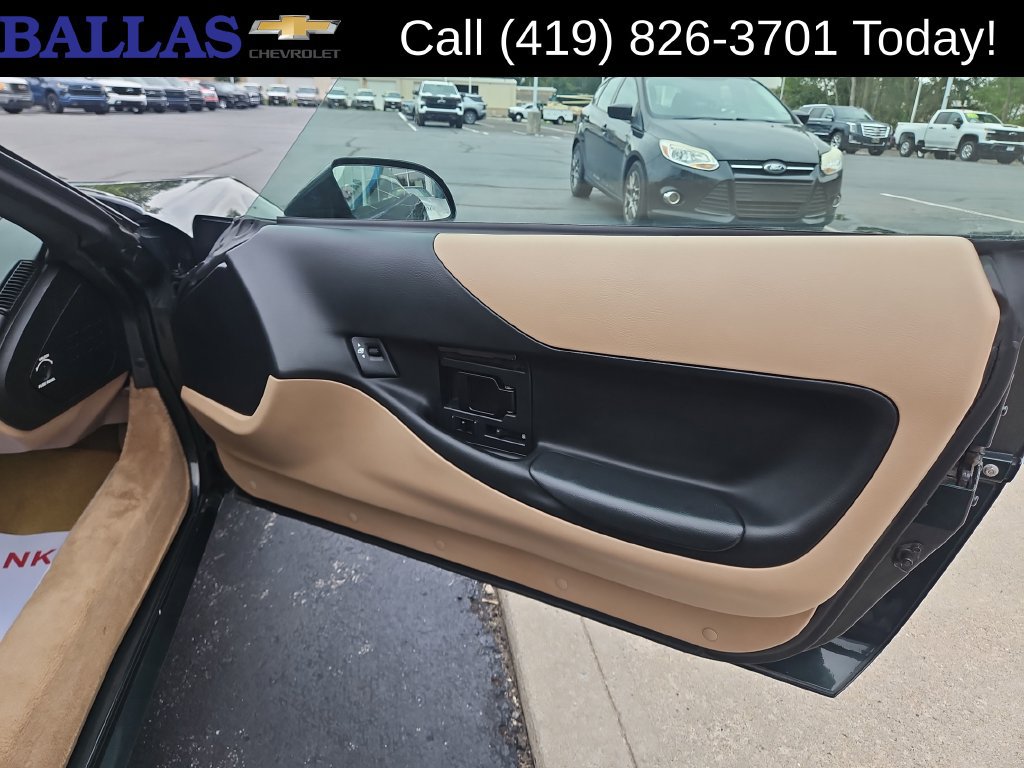 Used 1996 Chevrolet Corvette Coupe RWD image 28