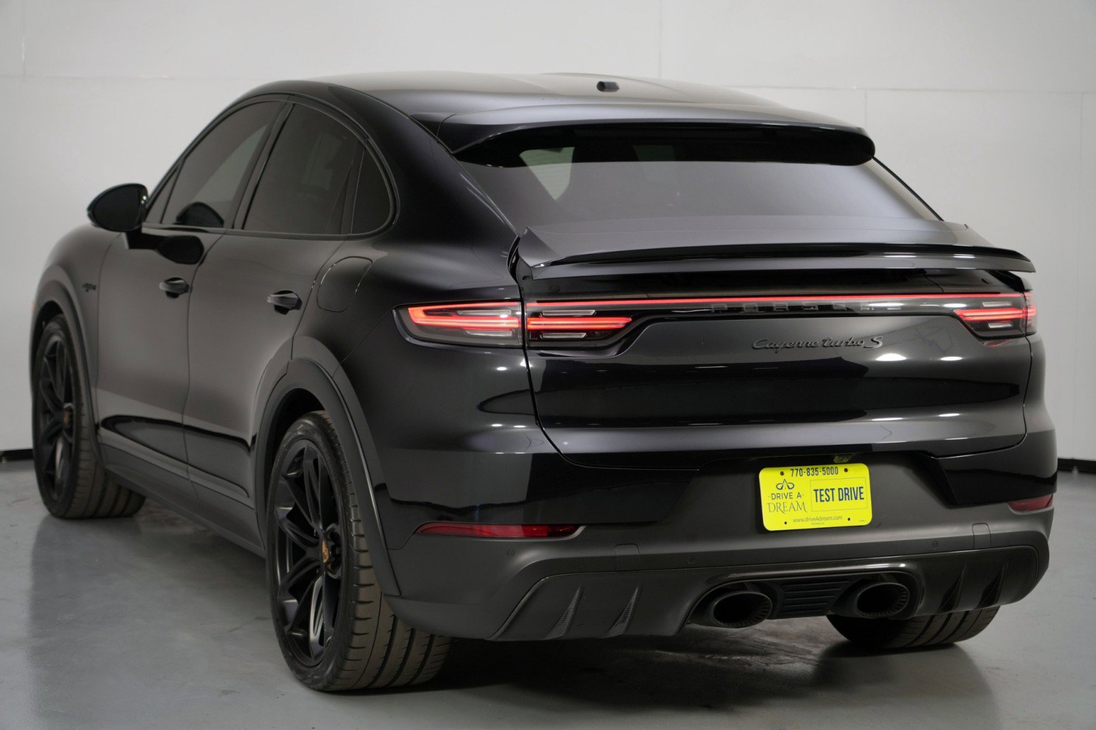 Used 2022 Porsche Cayenne Turbo S image 54