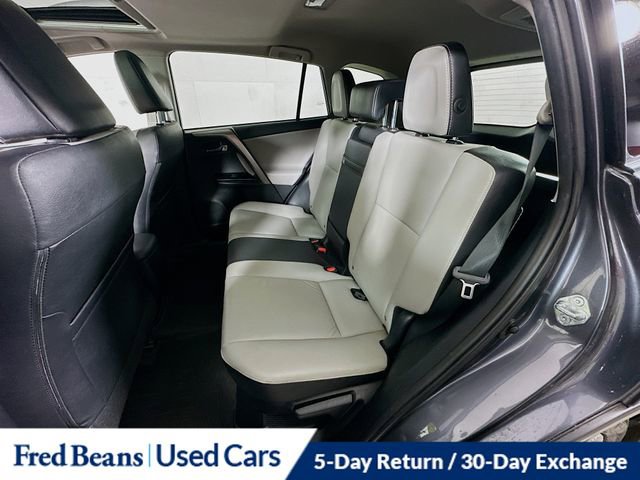 Used 2018 Toyota RAV4 Limited w/ Carpet Mat Package AWD/4WD image 25