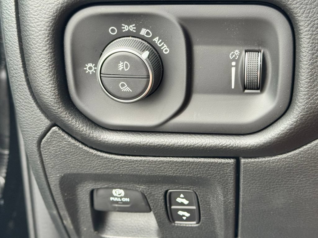 New 2026 RAM 1500 Big Horn AWD/4WD image 24