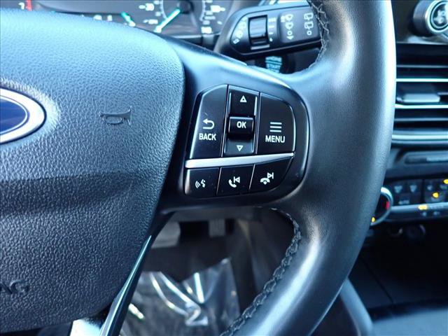 Used 2022 Ford Escape SE w/ SE Sport Appearance Package FWD image 16