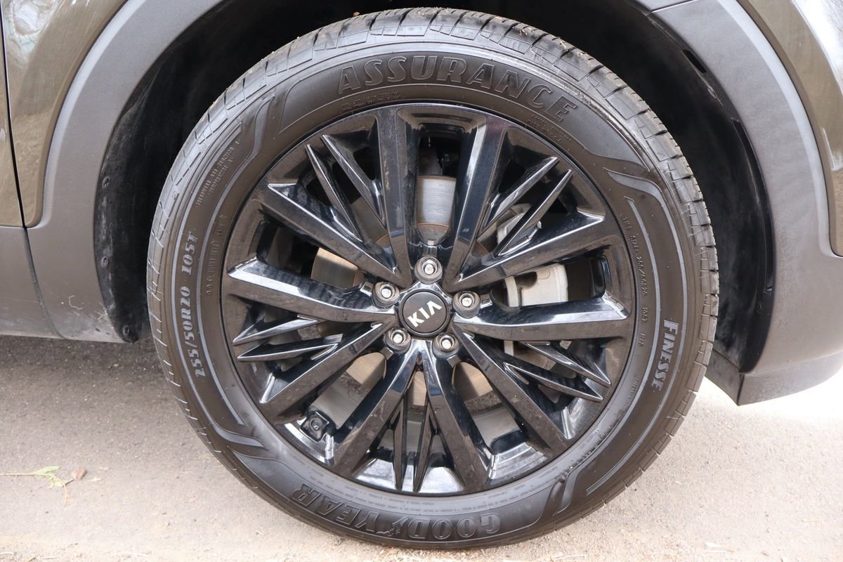 Used 2020 Kia Telluride SX w/ SX Prestige Package image 47