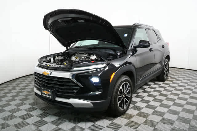 Used 2024 Chevrolet TrailBlazer LT w/ Driver Confidence Package image 26