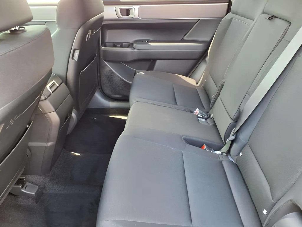 New 2026 Hyundai Santa Fe SE FWD image 7