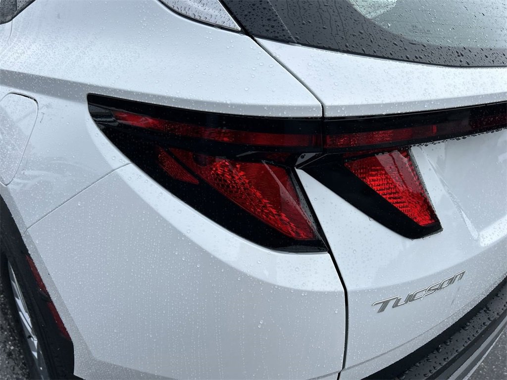 New 2026 Hyundai Tucson SE image 16
