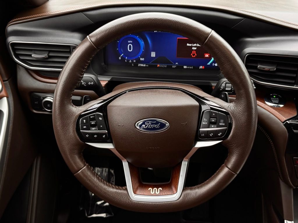 Used 2021 Ford Explorer King Ranch w/ Premium Technology Package image 22