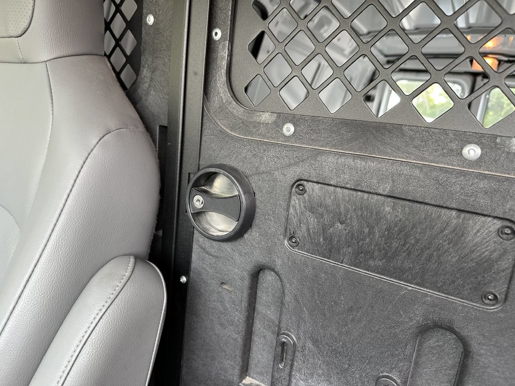 Used 2011 Ford E-250 and Econoline 250 w/ PWR Group RWD image 20