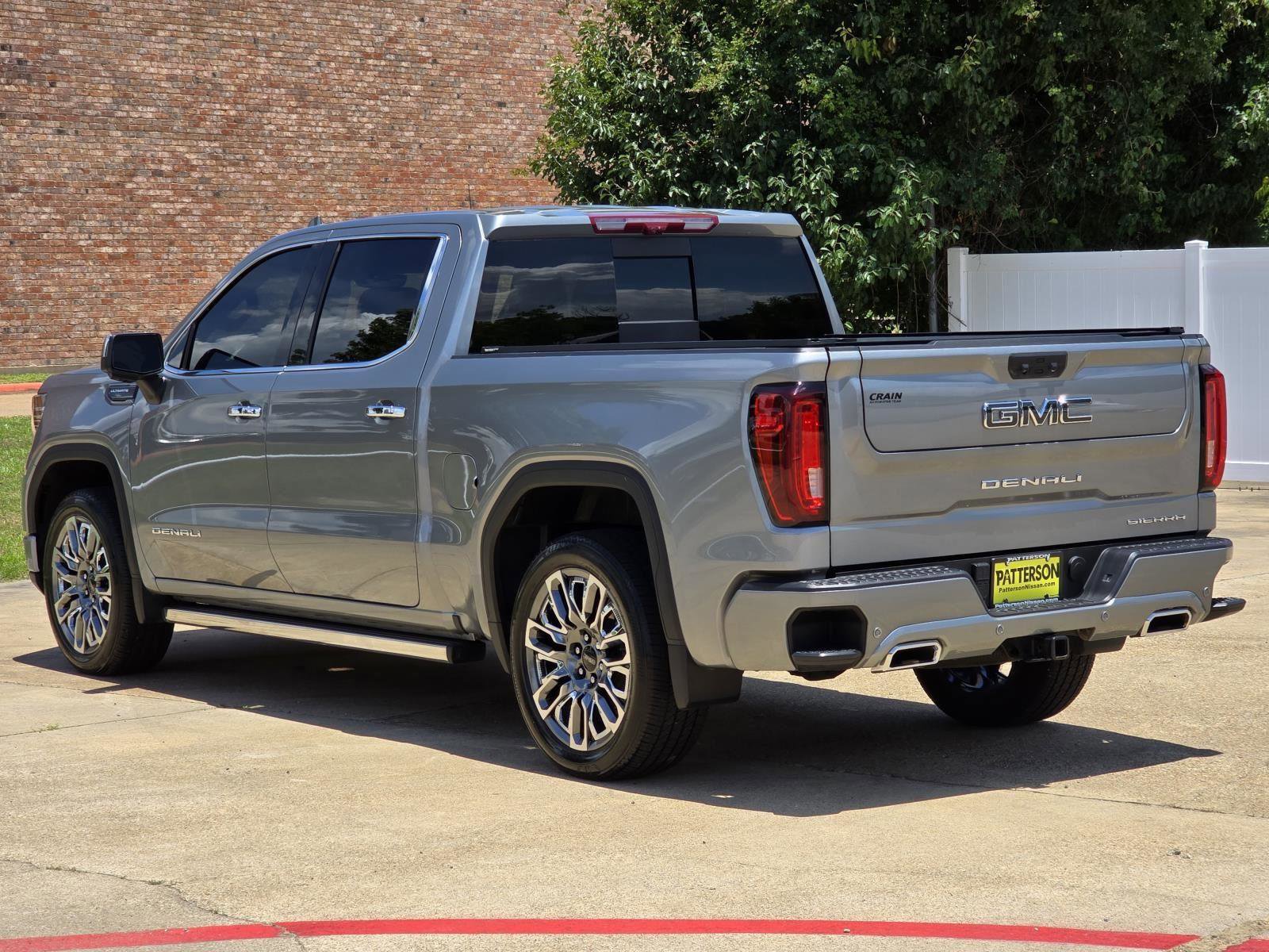 Used 2024 GMC Sierra 1500 Denali Ultimate AWD/4WD image 6