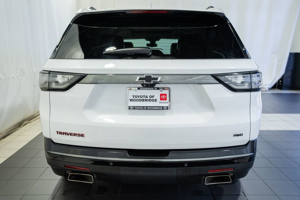 Used 2021 Chevrolet Traverse Premier w/ Redline Edition AWD/4WD image 5