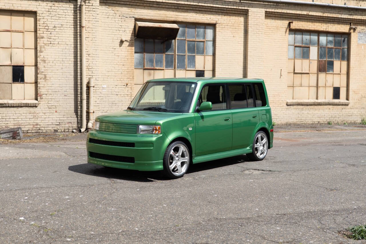Used 2006 Scion xB FWD image 3