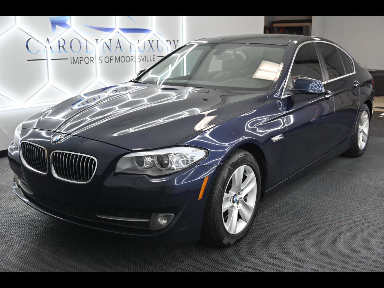 Used 2013 BMW 528i xDrive Sedan AWD/4WD image 1