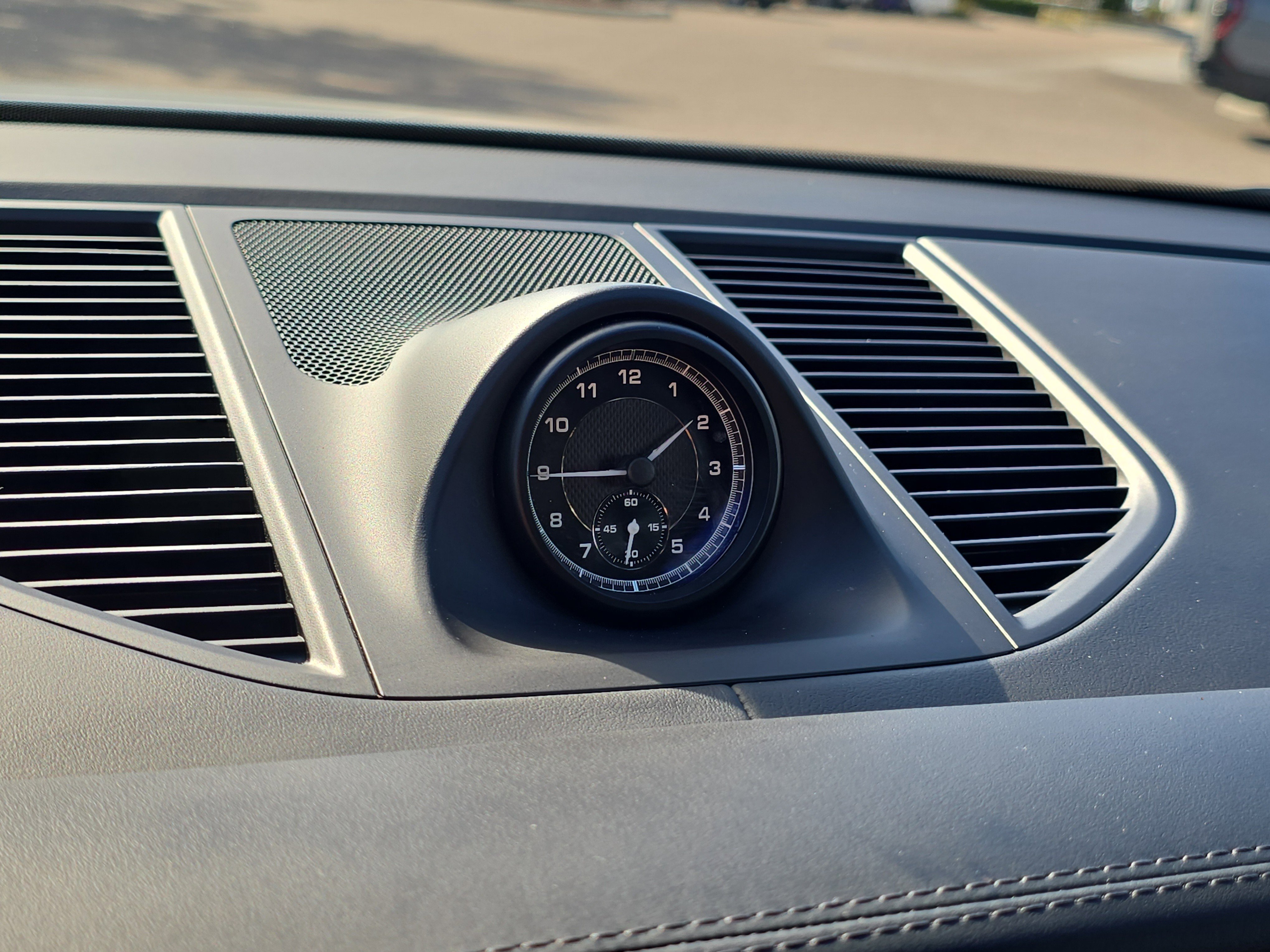 Used 2024 Porsche Macan GTS image 26