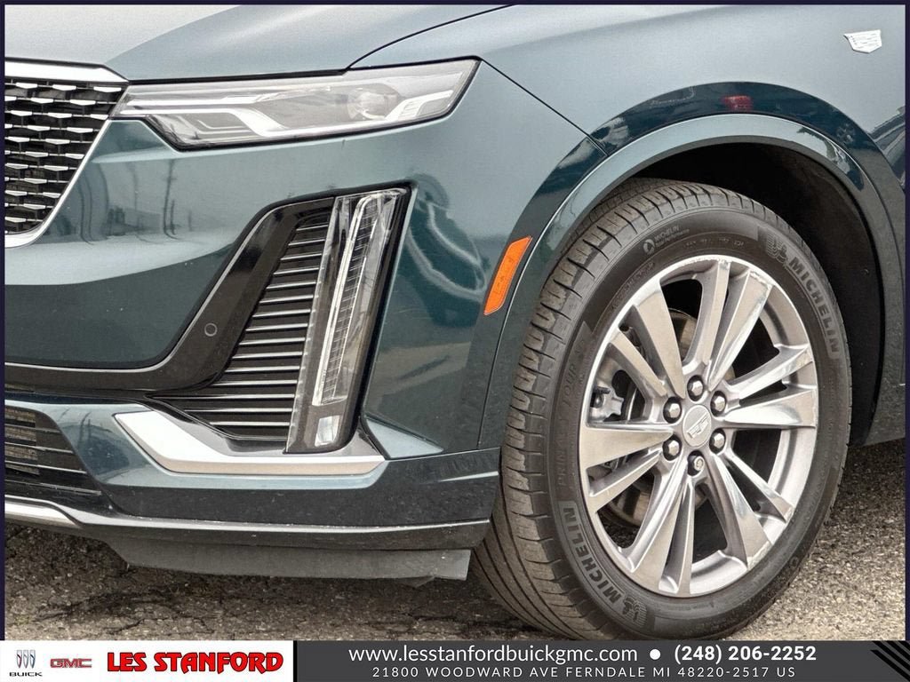 Certified 2025 Cadillac XT6 Premium Luxury AWD/4WD image 9
