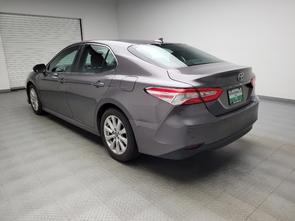 Used 2019 Toyota Camry LE FWD image 5