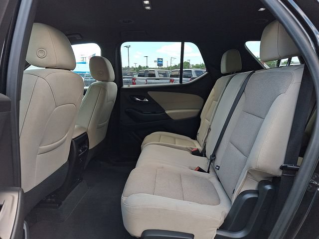 Certified 2022 Chevrolet Traverse LS w/ Midnight/Sport Edition AWD/4WD image 10