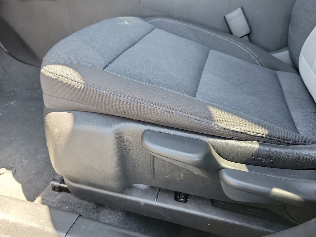 Used 2024 Chevrolet Trax LS w/ LS Convenience Package FWD image 12