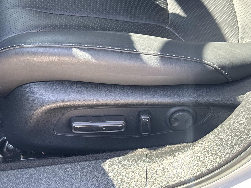 Certified 2023 Honda Accord Touring image 16