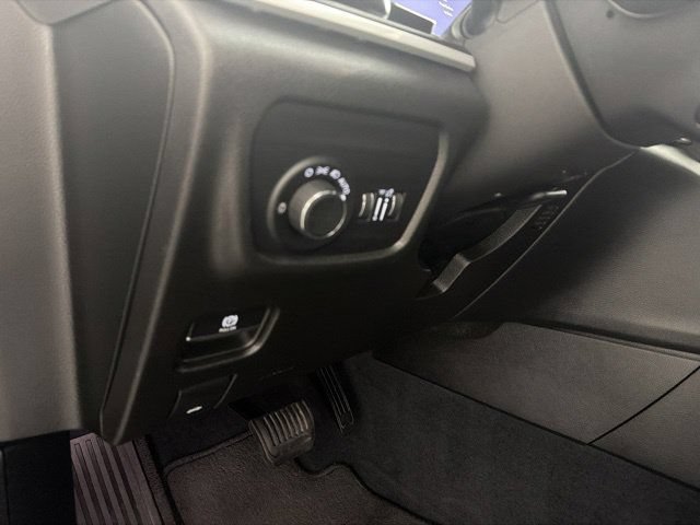 Certified 2023 Jeep Grand Cherokee L Laredo AWD/4WD image 20