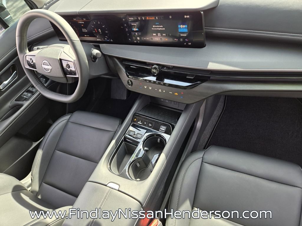Used 2025 Nissan Murano SV image 17