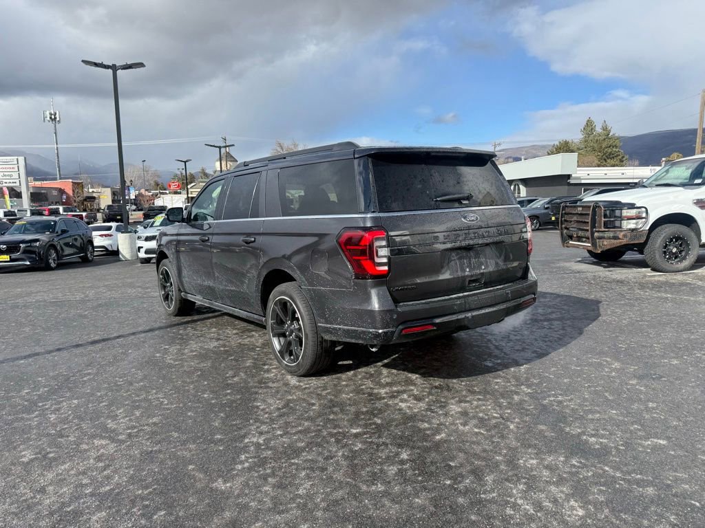 Used 2022 Ford Expedition Max Limited AWD/4WD image 3
