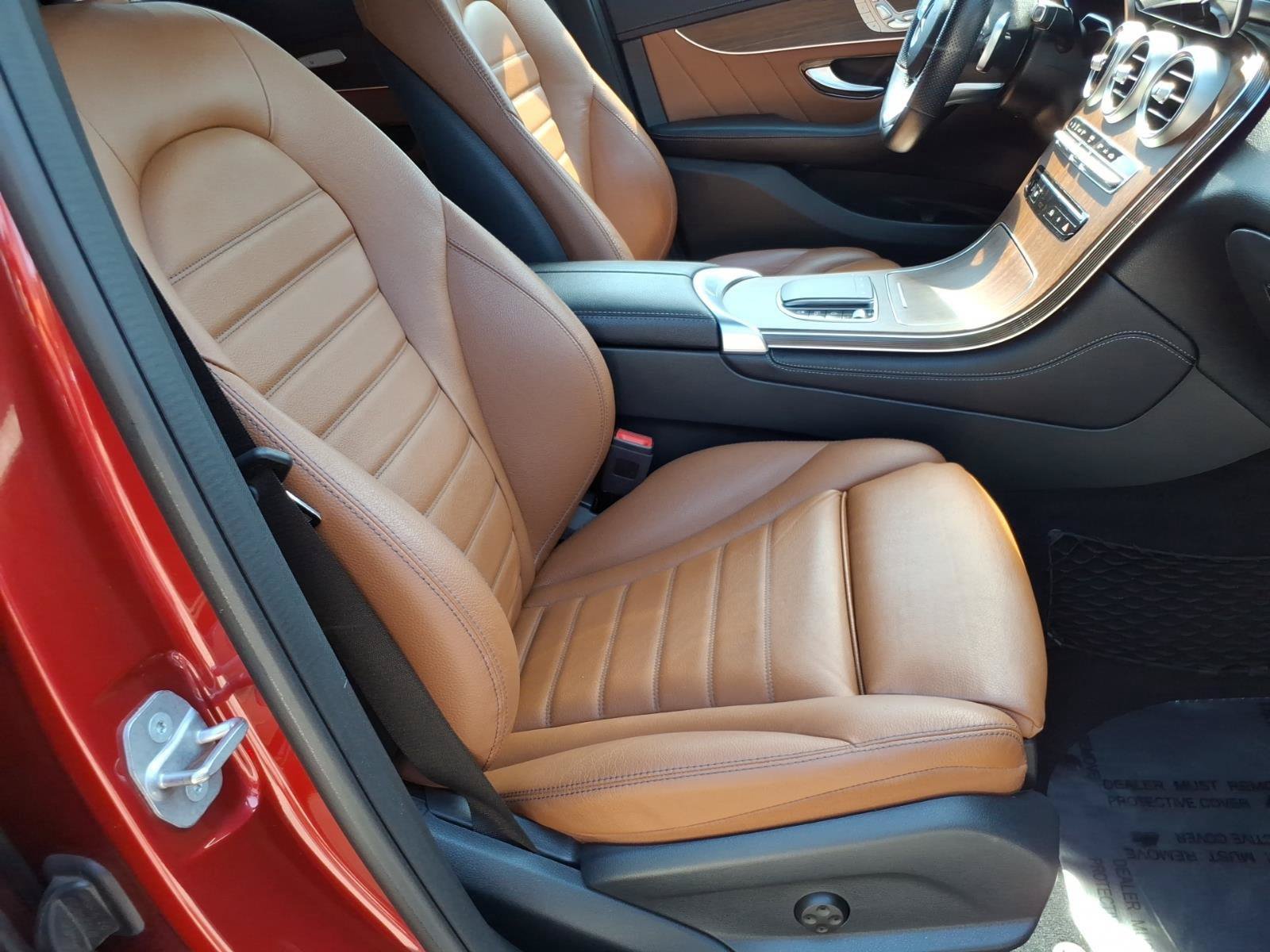 Used 2020 Mercedes-Benz GLC 300 4MATIC image 24