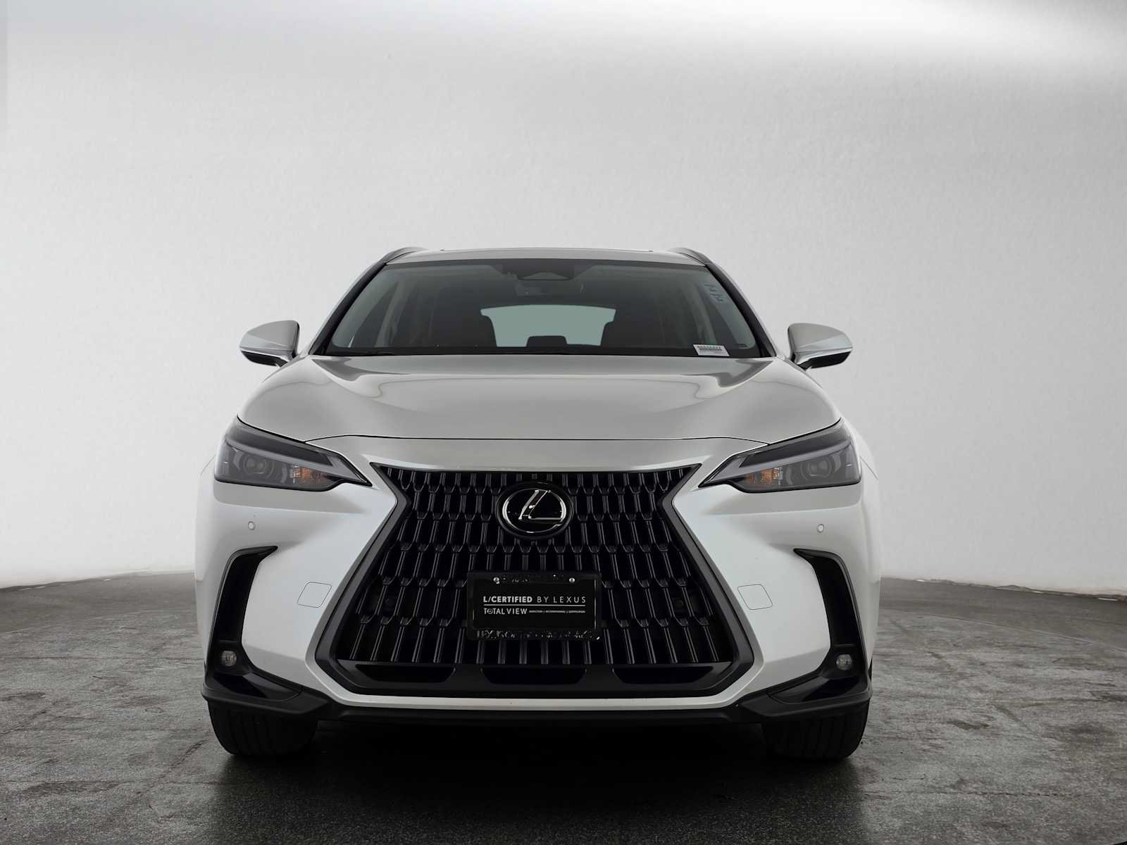 Certified 2025 Lexus NX 250 FWD image 8