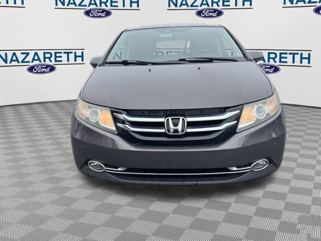 Used 2014 Honda Odyssey Touring image 2