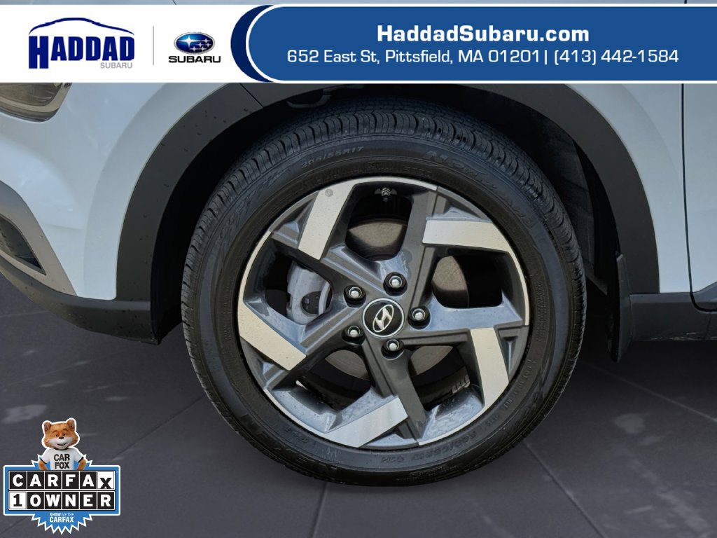Used 2026 Hyundai Venue SEL FWD image 15
