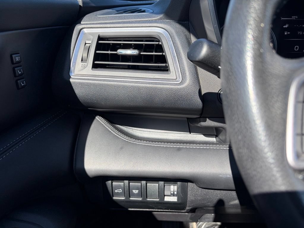 Used 2024 Subaru Ascent Limited AWD/4WD image 30