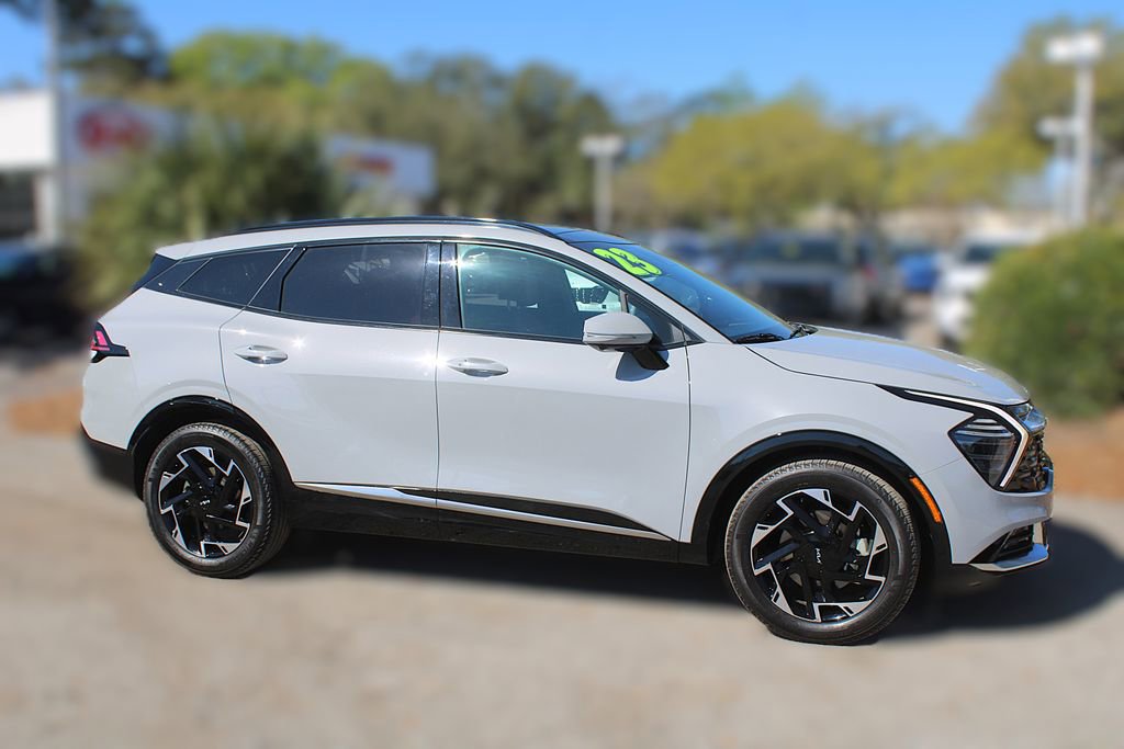 Certified 2023 Kia Sportage SX image 4