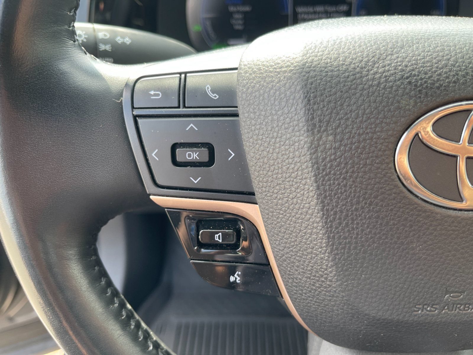 Used 2023 Toyota Crown AWD/4WD image 27