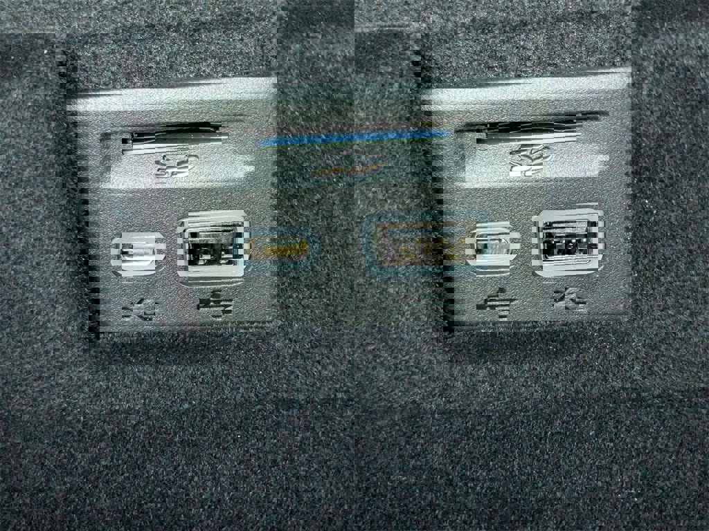 New 2026 Cadillac XT5 Luxury image 27