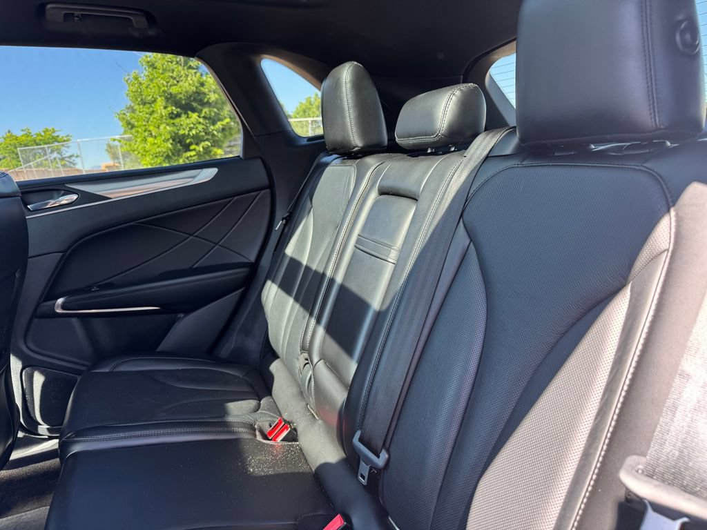 Used 2019 Lincoln MKC Reserve w/ MKC Climate Package AWD/4WD image 8