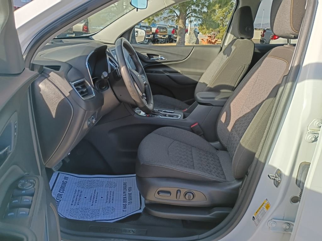 Used 2024 Chevrolet Equinox LT AWD/4WD image 7