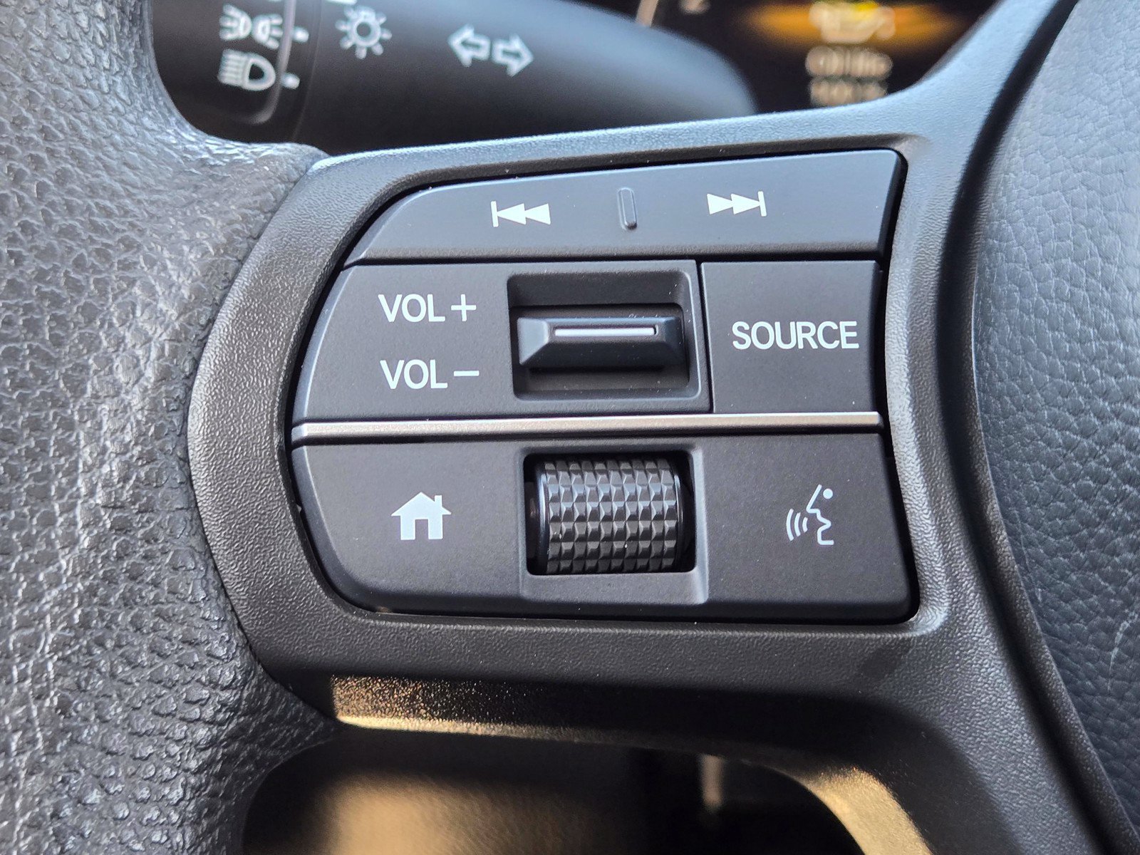 Used 2025 Honda HR-V LX image 26