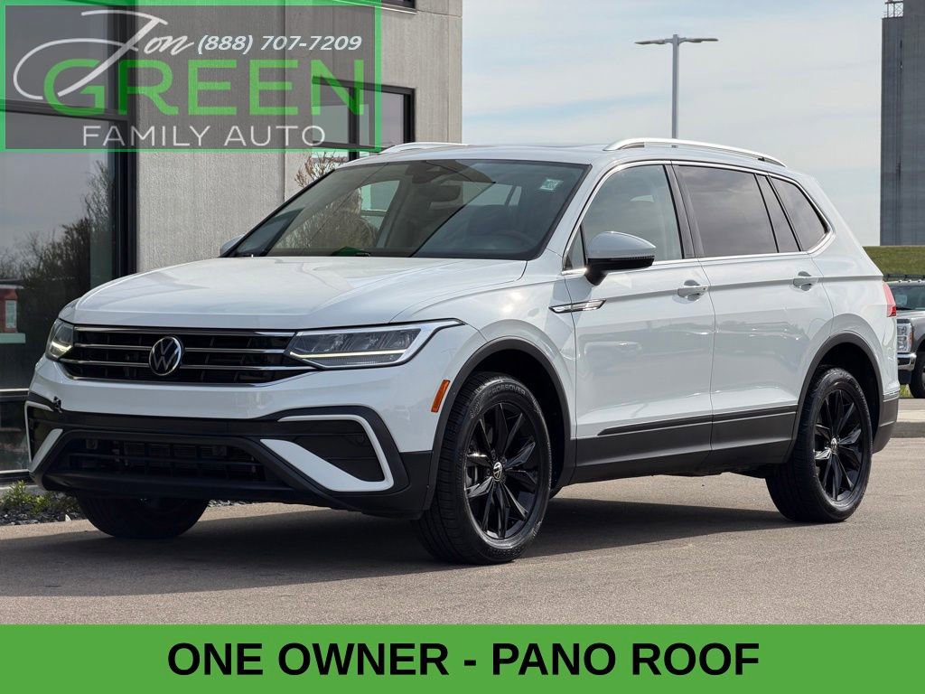 Used 2022 Volkswagen Tiguan SE w/ Panoramic Sunroof Package AWD/4WD image 1