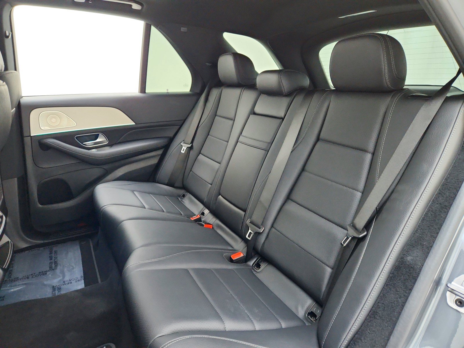 Certified 2022 Mercedes-Benz GLE 350 4MATIC w/ Premium Package image 27