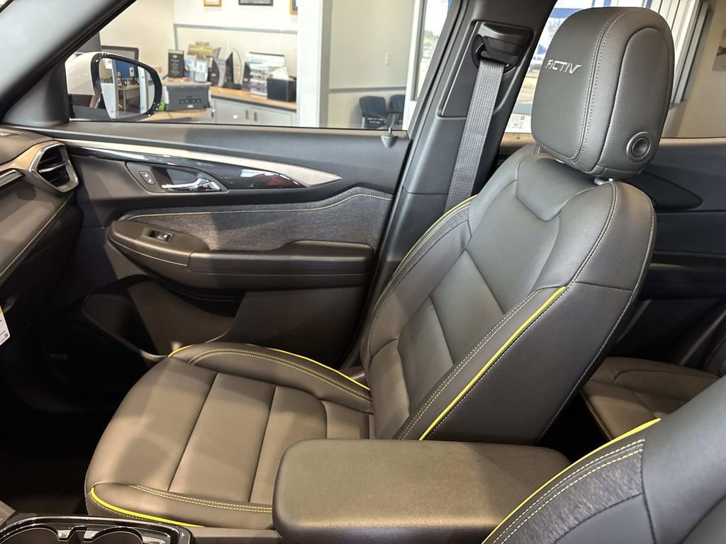 New 2026 Chevrolet TrailBlazer ACTIV w/ Convenience Package FWD image 17