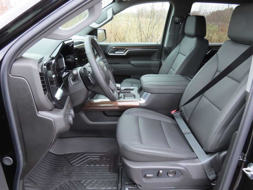 New 2026 Chevrolet Silverado 1500 RST image 24