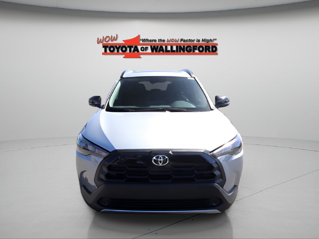 New 2026 Toyota Corolla Cross LE w/ Moonroof Package AWD/4WD image 5