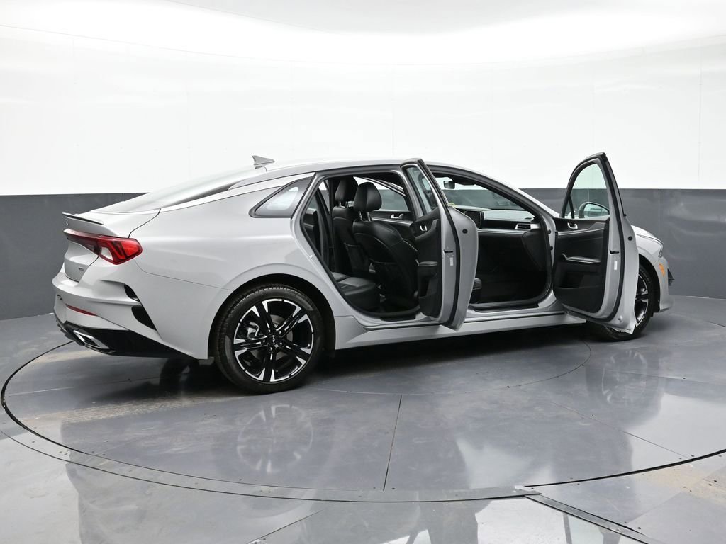 Used 2024 Kia K5 GT-Line FWD image 32