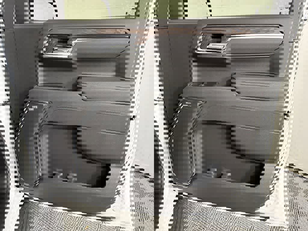 New 2026 GMC Sierra 1500 SLT w/ SLT Premium Plus Package AWD/4WD image 15