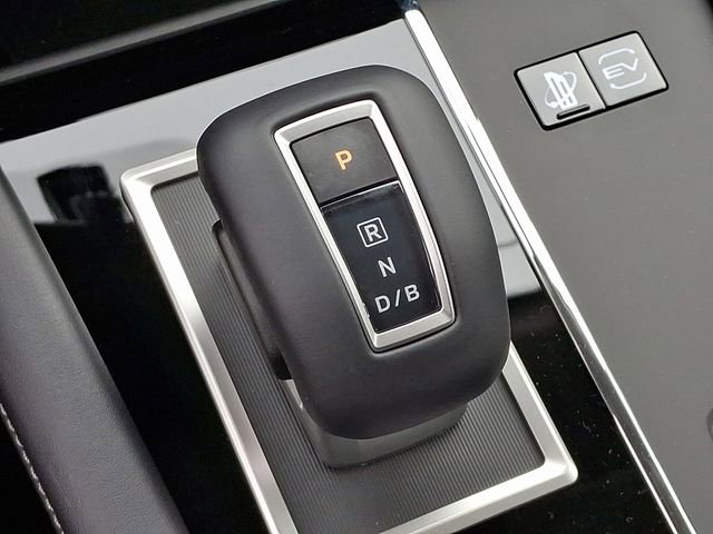 New 2025 Mitsubishi Outlander SE image 10